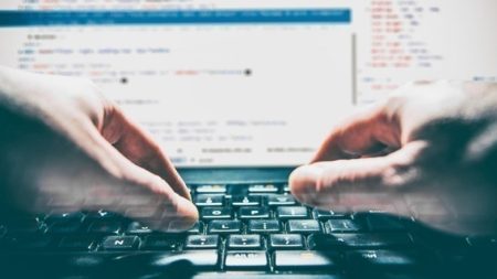 Νέα ηλεκτρονική απάτη με επίκεντρο μεγάλες αεροπορικές εταιρείες