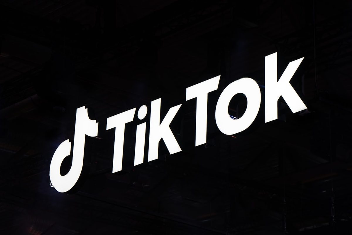 Η πιο πρόσφατη απάτη του TikTok διδάσκει στους χρήστες πώς να μολύνουν τους δικούς τους υπολογιστές