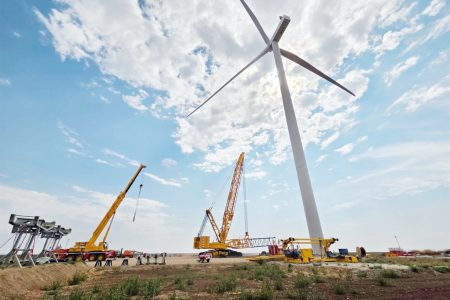 Η Apple υπογράφει συμφωνία με την HELLENiQ ENERGY για ηλιακό πάρκο 110MW στην Ελλάδα – Apple