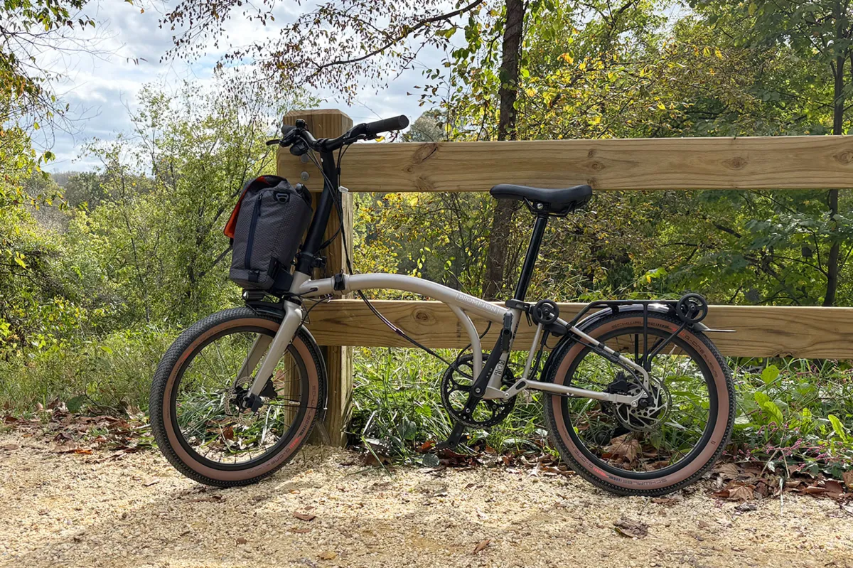 Ανασκόπηση Brompton Electric G Line: Ο τέλειος φάκελος για αναβάτες που δεν μπορούν να ζήσουν με ή χωρίς ebike