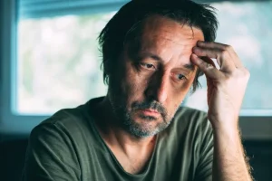 Οι επιστήμονες ανακάλυψαν χημικές ουσίες του εγκεφάλου που συνδέονται με την κατάθλιψη και τις αυτοκτονικές σκέψεις