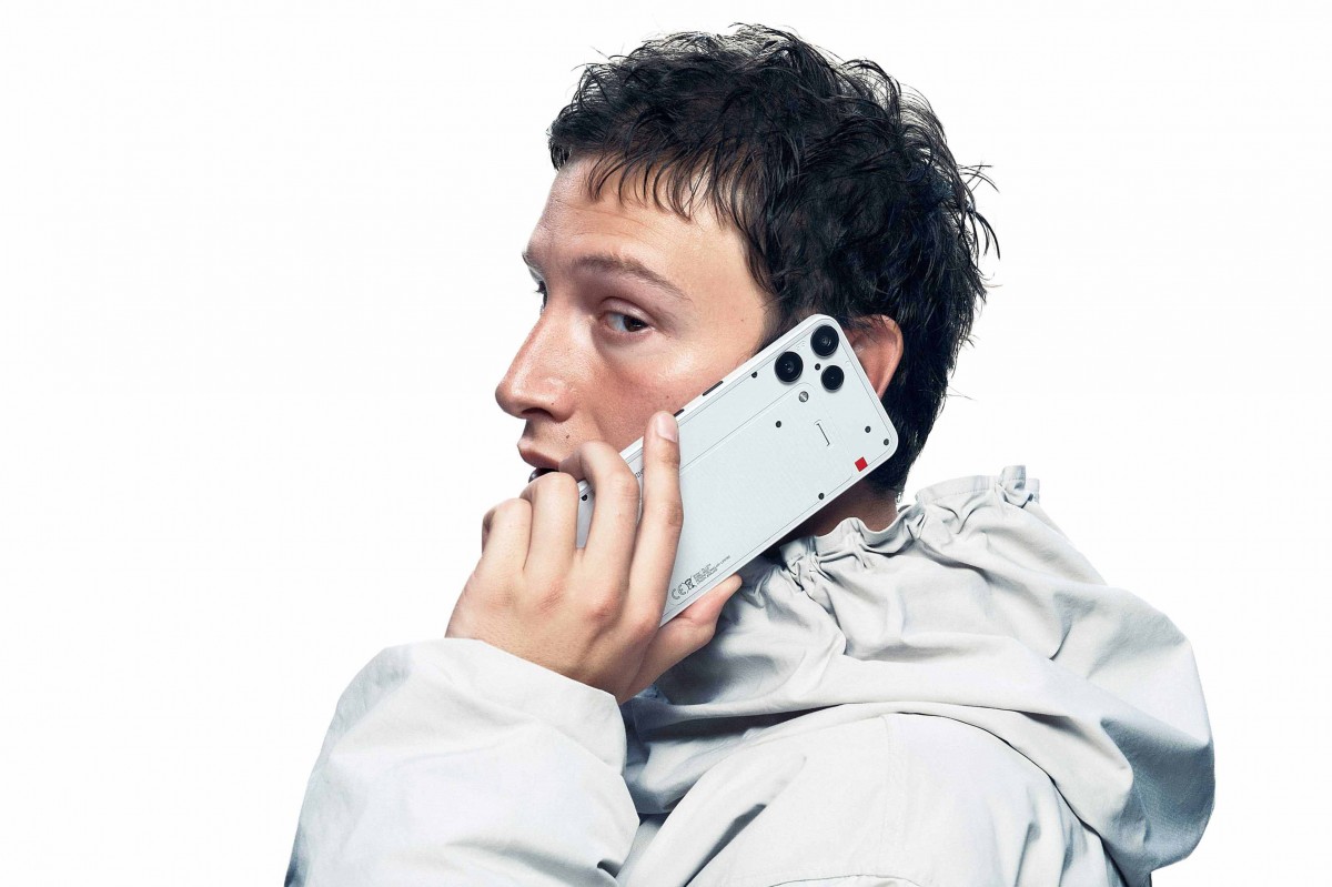 Nothing Phone (3a) Lite: Ένα αρκετά οικείο σχέδιο και μια πολύ ελκυστική τιμή