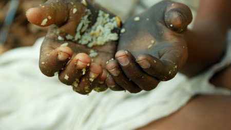 Σχεδόν 14 εκατ. άνθρωποι κινδυνεύουν με ακραία επίπεδα πείνας λόγω περικοπών στη διεθνή βοήθεια