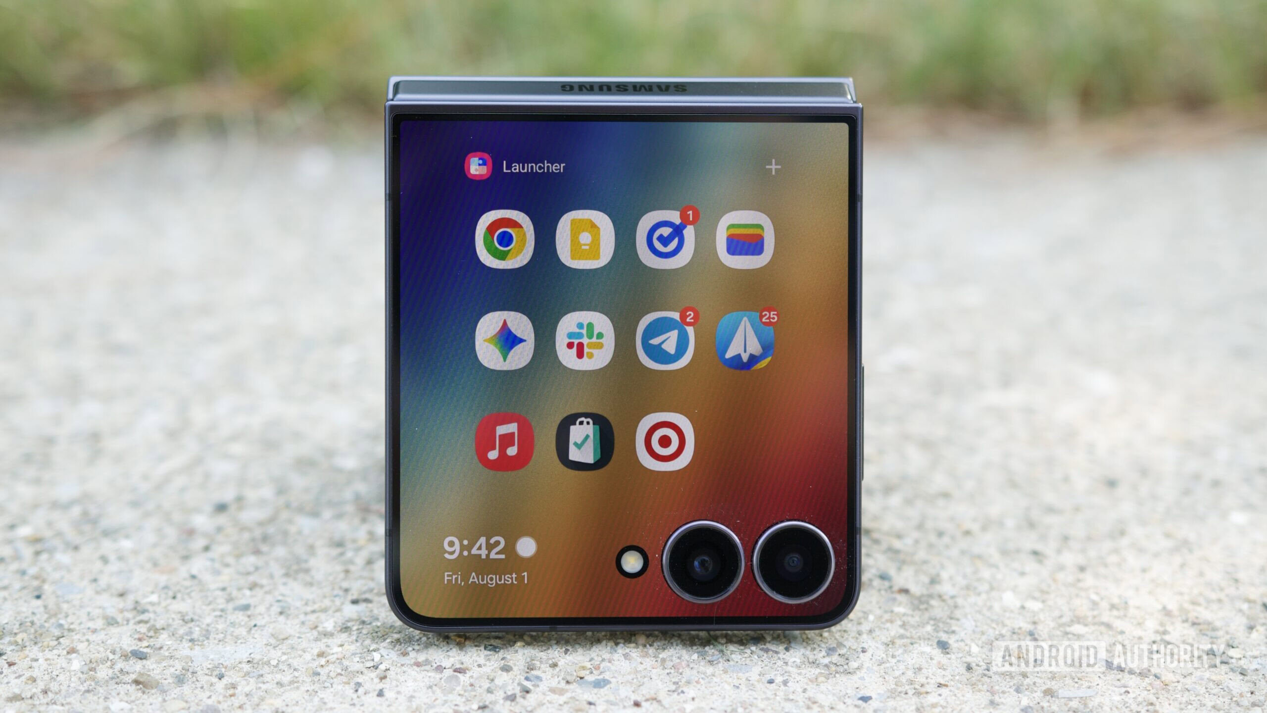 samsung galaxy z flip 7 κριτική 12 Εφαρμογή εκκίνησης Good Lock στην οθόνη εξωφύλλου Galaxy Z Flip 7.