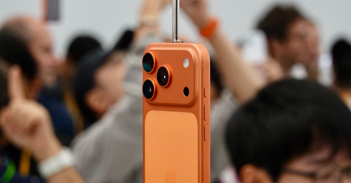 Η Apple αγγίζει το ορόσημο των 4 τρισεκατομμυρίων δολαρίων πριν από την έκθεση κερδών μετά την ισχυρή κυκλοφορία του iPhone 17