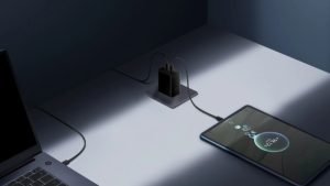 Ο φορτιστής πολλαπλών θυρών της Huawei all-in-1 100W κάνει το ντεμπούτο του σε μαύρο premium χρώμα