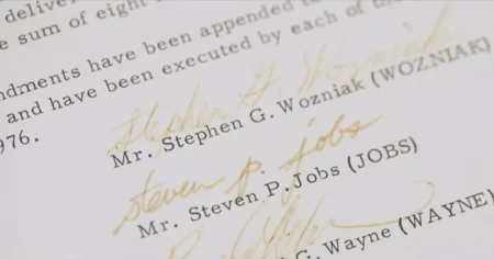 Αυτό φαίνεται να είναι το πιο ακριβό συλλεκτικό κομμάτι της Apple που πουλήθηκε ποτέ