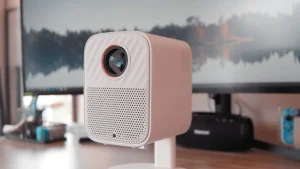 Lenovo 100S: Ο προβολέας που όλοι θέλουν και δεν θα βρεις πουθενά! Lenovo 100S: Ο προβολέας που όλοι θέλουν και δεν θα βρεις πουθενά!