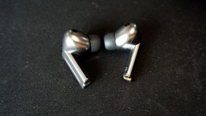 Η διαρροή του Samsung Galaxy Buds 4 Pro δείχνει έναν σημαντικό επανασχεδιασμό και ένα νέο χαρακτηριστικό