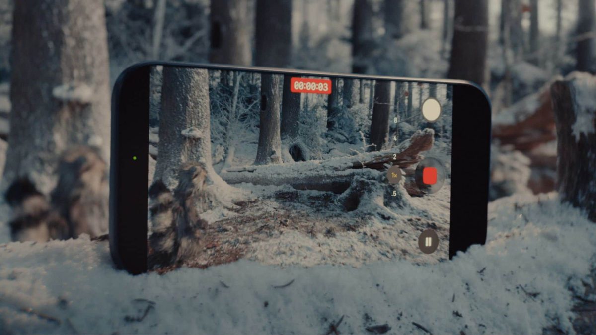 «Δείτε το Μαγεία του "A Critter Carol": Πώς το iPhone 17 Pro Κλέβει την Παράσταση!»