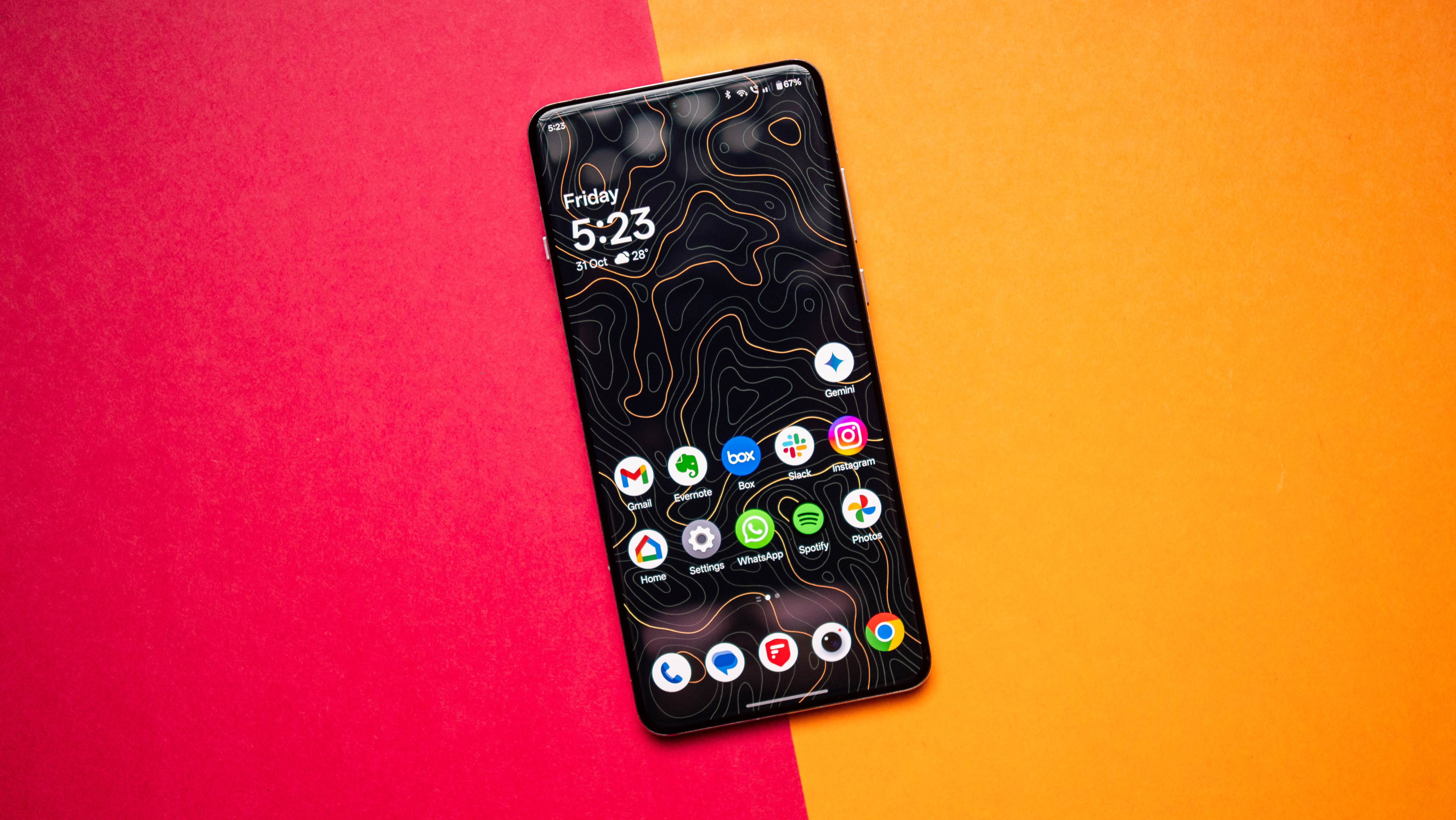 Δοκιμές OnePlus 13 ένα χρόνο αργότερα