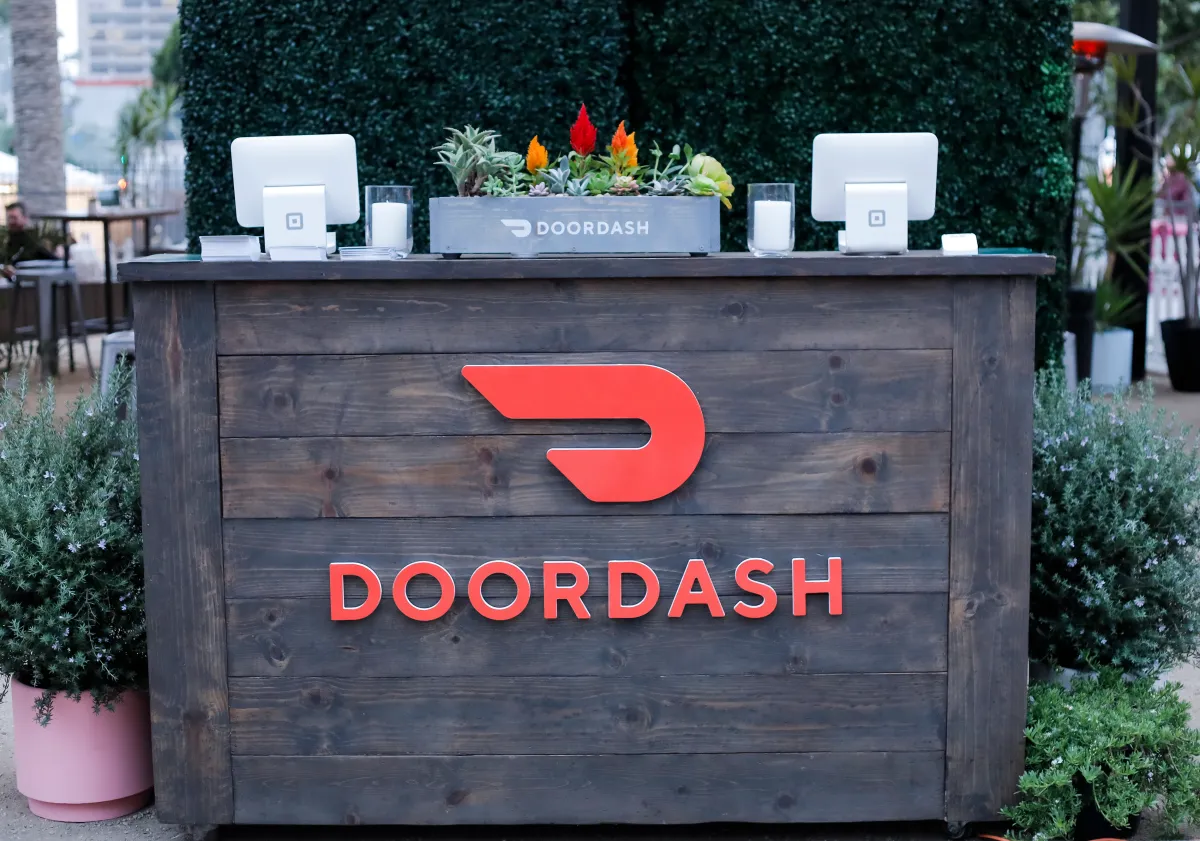Το DoorDash επιβεβαιώνει παραβίαση δεδομένων που επηρεάζει τους αριθμούς τηλεφώνου και τις φυσικές διευθύνσεις των χρηστών