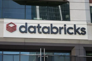 Η Databricks φέρεται να βρίσκεται σε συνομιλίες για άντληση χρηματοδότησης σε αποτίμηση 130 δις $+