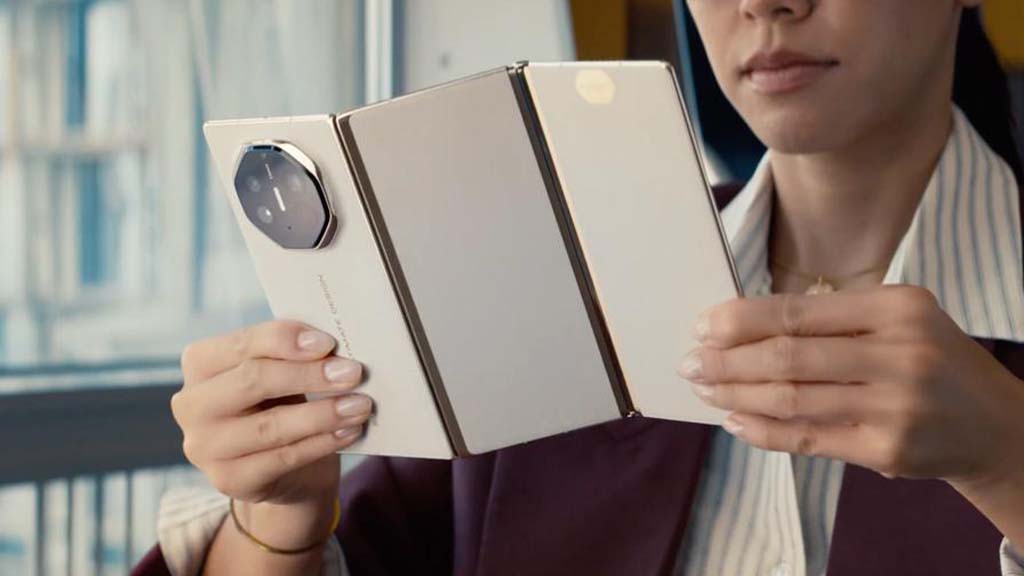 Η Huawei συνεχίζει να κυριαρχεί στα foldables της Κίνας