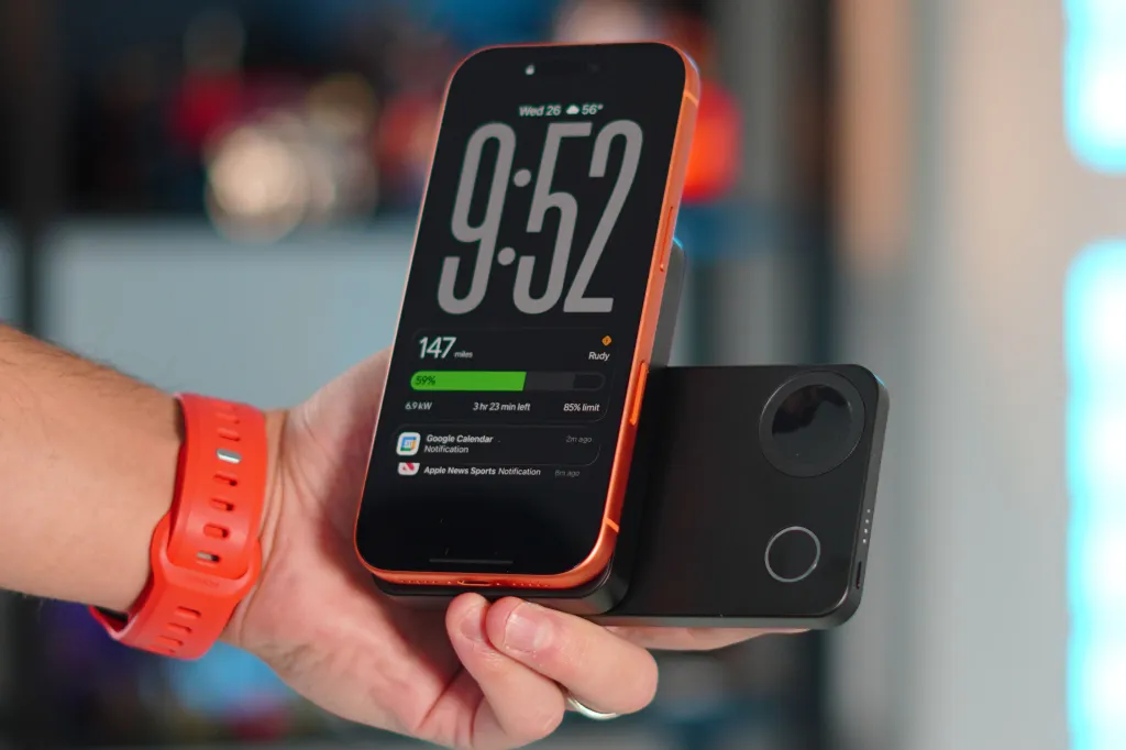 Το K1 Ultra της Kuxiu φορτίζει όλο τον εξοπλισμό της Apple με μοναδικό κόλπο Το K1 Ultra της Kuxiu φορτίζει όλο τον εξοπλισμό της Apple με μοναδικό κόλπο