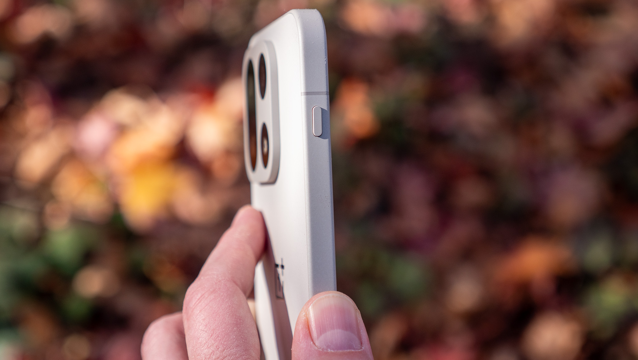 Το νέο Plus Key στην αριστερή πλευρά του OnePlus 15 αντικαθιστά το Alert Slider από προηγούμενα μοντέλα