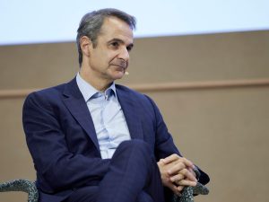 Διαβάστε στο «ΠΑΡΟΝ»: Εφιάλτης διαρκείας για την κυβέρνηση – Τυπολογίες