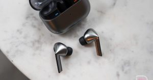 Το Galaxy Buds 4 Pro αποκτά γλυκό επανασχεδιασμό