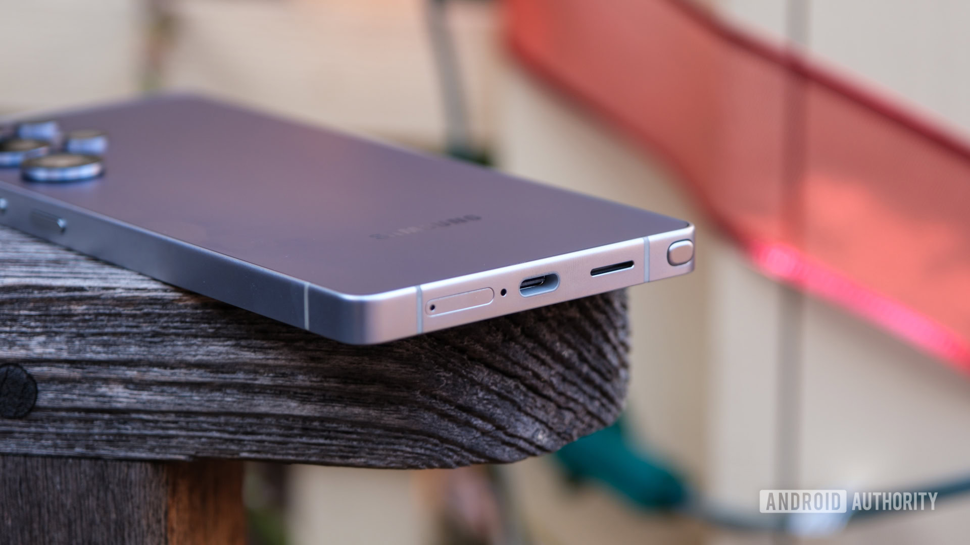 Samsung Galaxy S25 Ultra S Pen και θύρα USB C