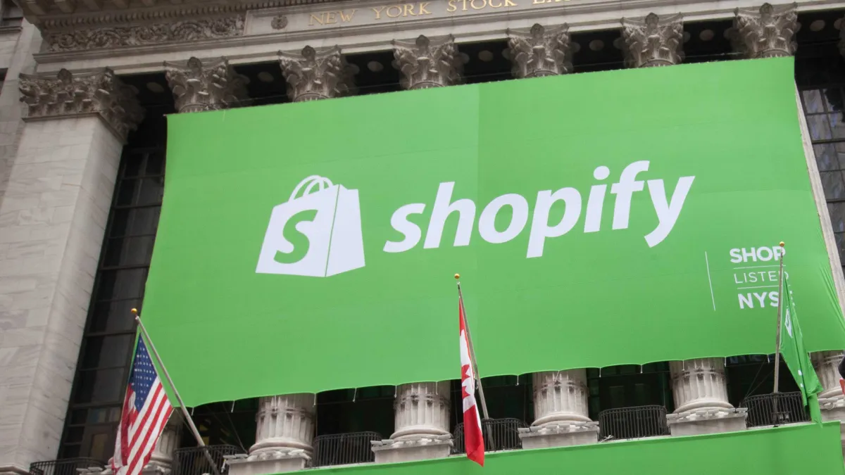 Το Shopify λέει ότι η κυκλοφορία τεχνητής νοημοσύνης έχει αυξηθεί 7 φορές από τον Ιανουάριο, οι παραγγελίες βάσει τεχνητής νοημοσύνης αυξήθηκαν 11 φορές