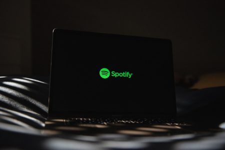 Το Spotify βγάζει στατιστικά εβδομαδιαίας ακρόασης για 60 χώρες