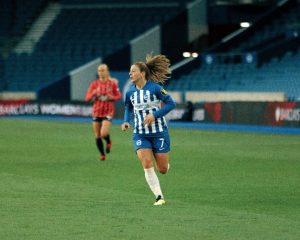 «When Nobody’s Watching» – Ένα εξαιρετικό ντοκιμαντέρ για το ποδόσφαιρο γυναικών στην Ελλάδα σε πρώτη τηλεοπτική μετάδοση –