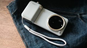 Πιστοποιήθηκε το κιτ κάμερας του Xiaomi 17 Ultra: Διπλασιάζεται ως power bank 90 W