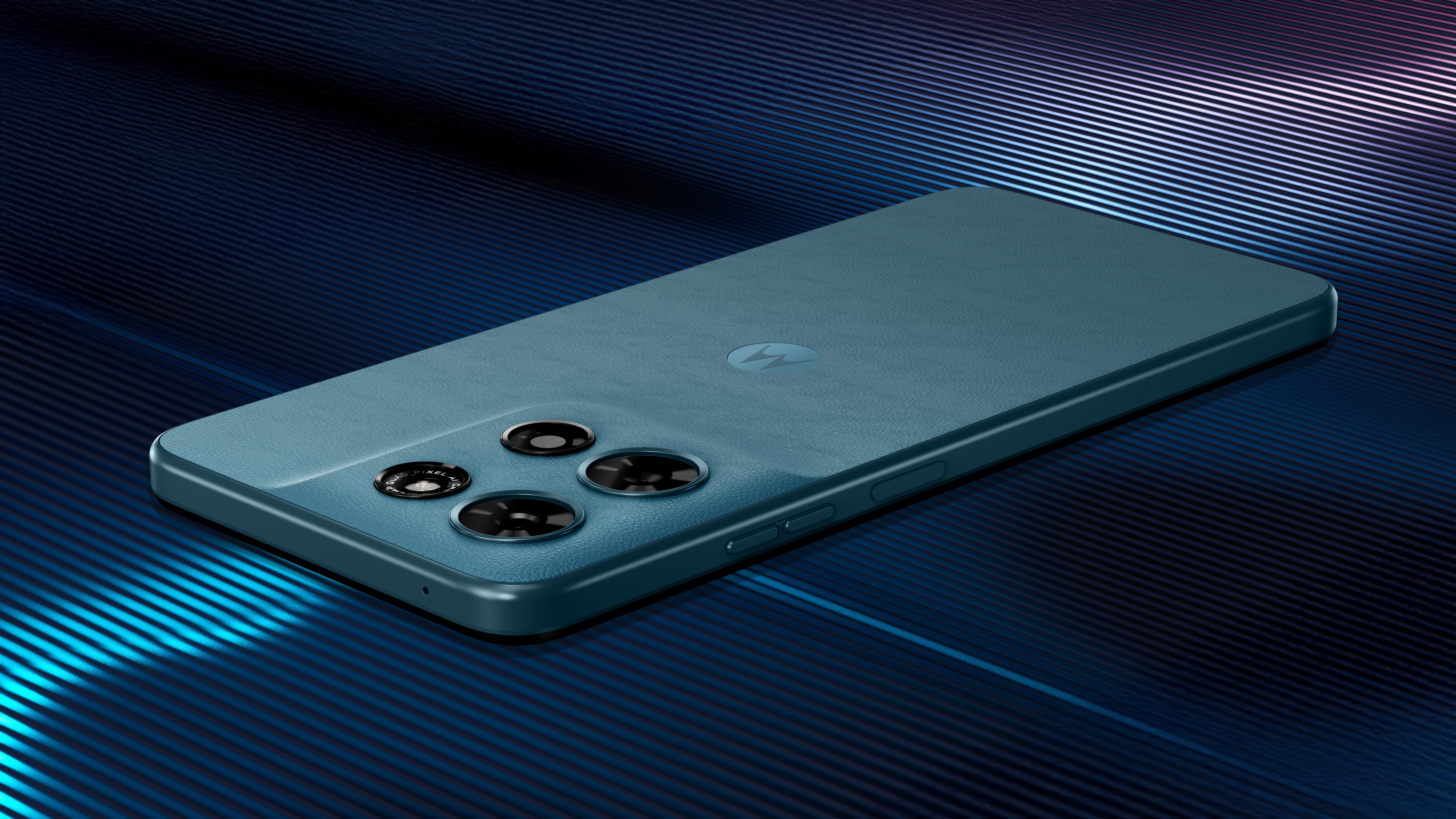 Moto G Play 2026 ξαπλωμένος