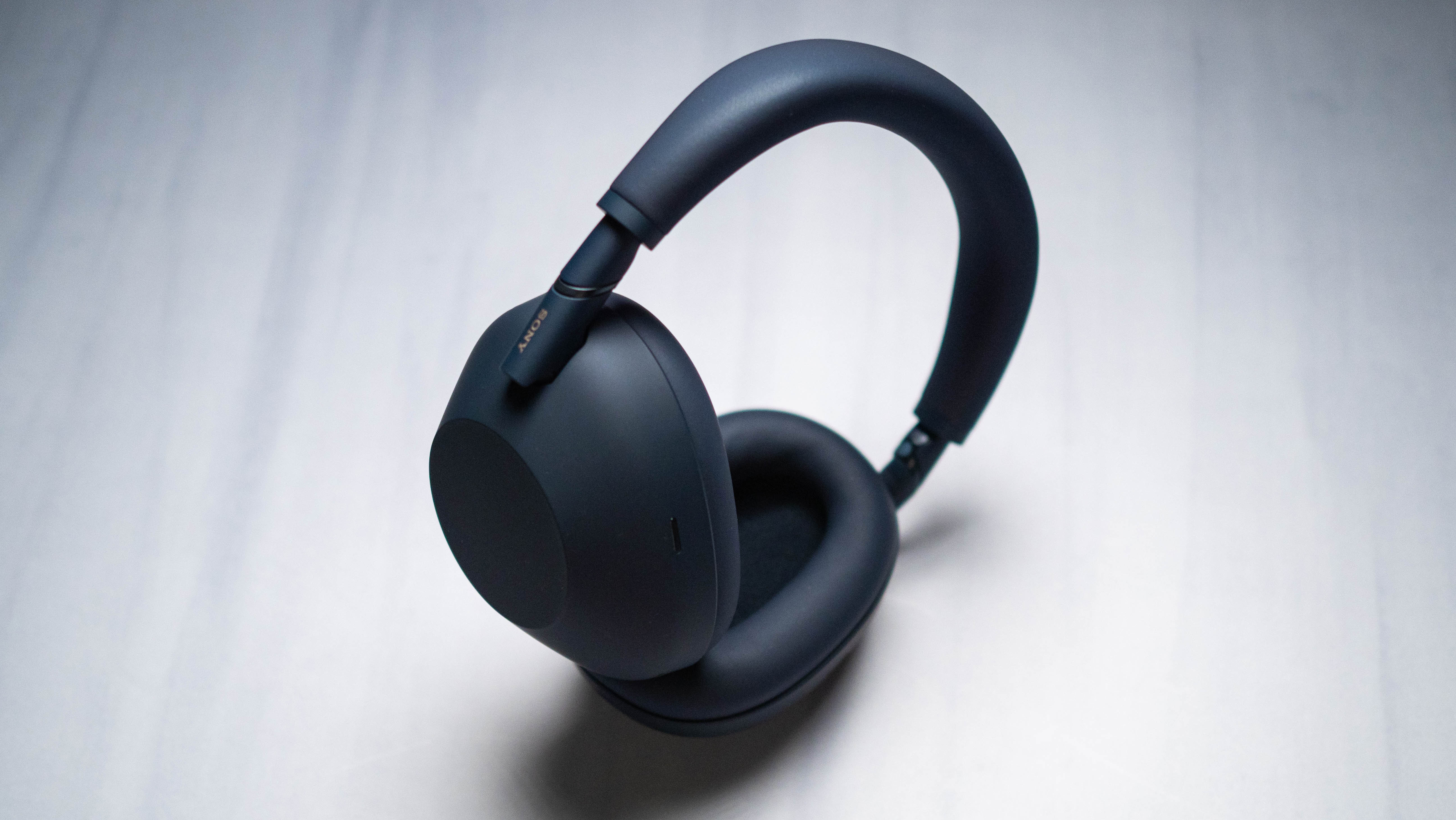 Δοκιμή Sony WH-1000XM6 στο Android Central