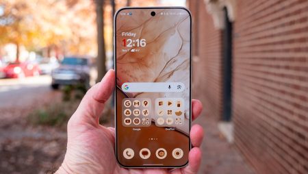 News Weekly: Πρόωρη ματιά στο OnePlus 15R, το Wear OS 6 προσγειώνεται σε παλαιότερα ρολόγια Galaxy, το Android Auto λαμβάνει τα κόλπα του Gemini και πολλά άλλα