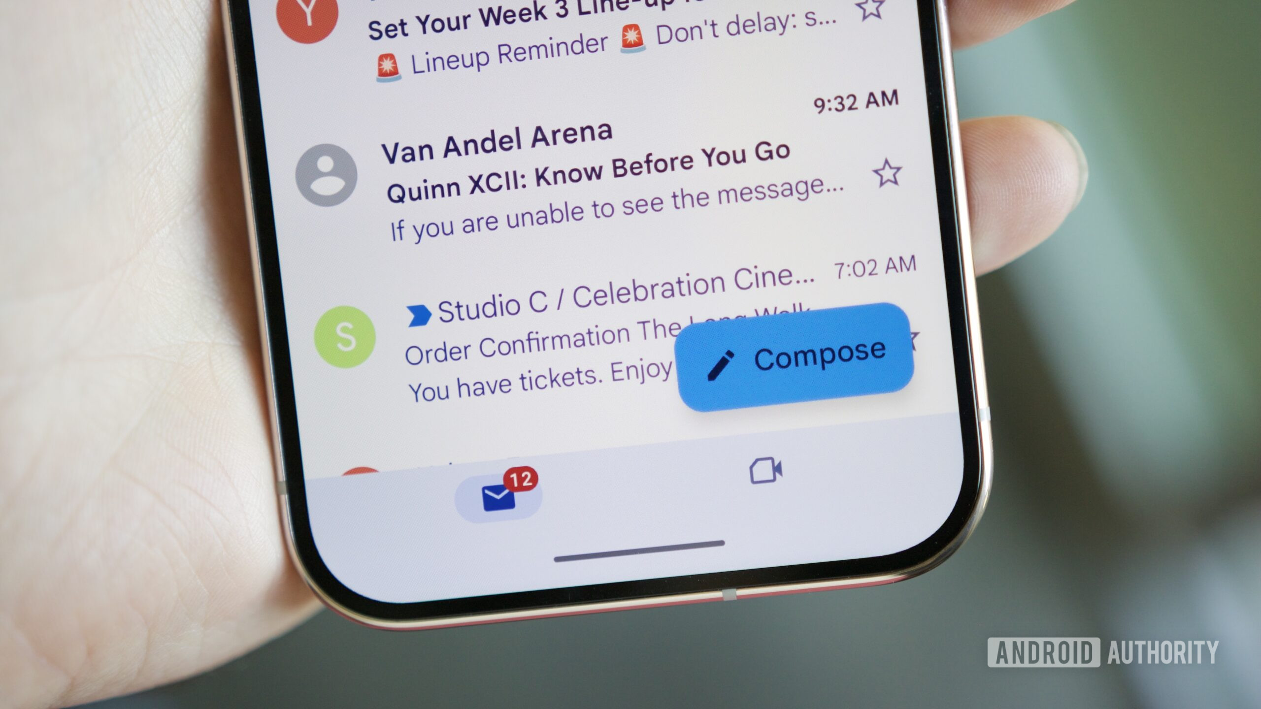 Gmail για android app meet tab από κοντά Ένα κοντινό πλάνο της εφαρμογής Gmail, που δείχνει την καρτέλα Meet.