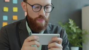 Πώς να προσαρμόσετε το μέγεθος του κειμένου στις οθόνες της συσκευής σας επειδή τα μάτια σας αξίζουν καλύτερα