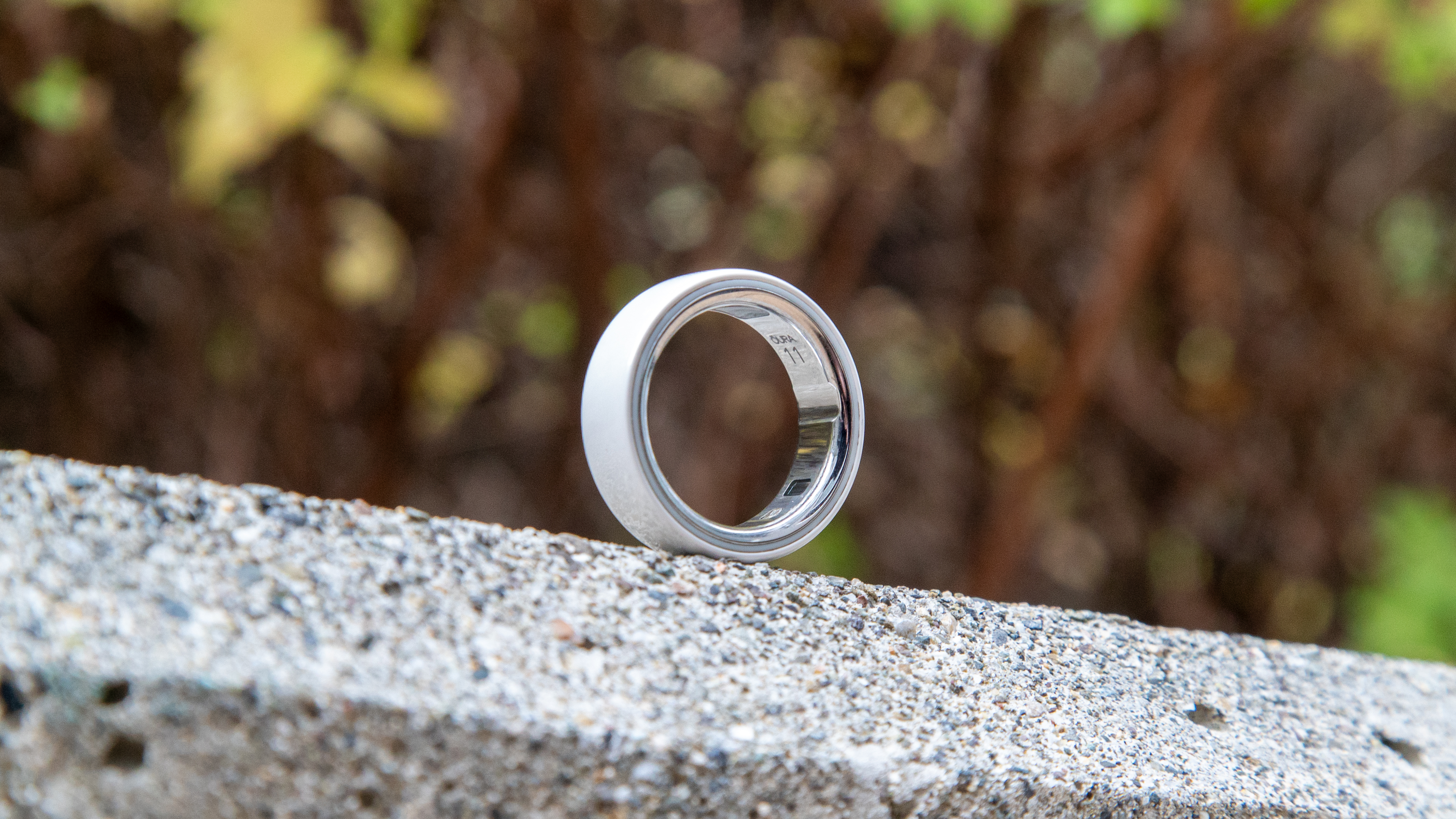 Oura Ring 4 Ceramic