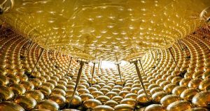 «Επαναστατικές ανακαλύψεις: Ο μεγαλύτερος ανιχνευτής νετρίνων αποκαλύπτει νέα μυστικά της Φυσικής!»