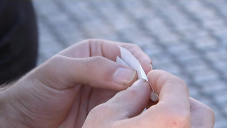 «Κάπνισμα vs Άτμισμα: Ποιες αλήθειες και μύθοι κρύβονται πίσω από αυτές τις θανατηφόρες συνήθειες;»