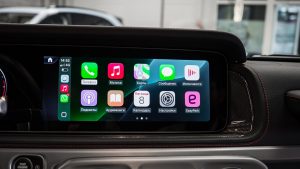5 δωρεάν εφαρμογές Apple CarPlay για iPhone για τις οποίες μάλλον δεν έχετε ξανακούσει