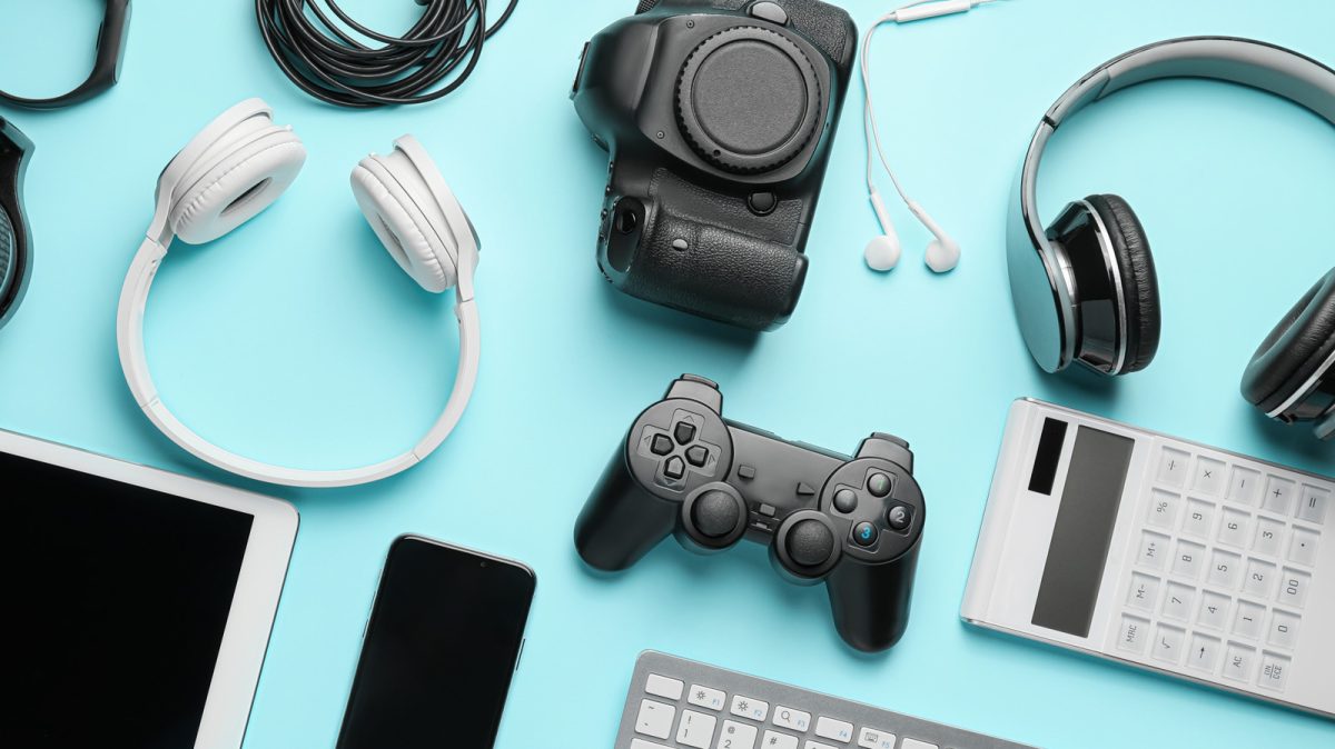12 Underrated (And Cheap) Gadgets You Should Have On Your Radar