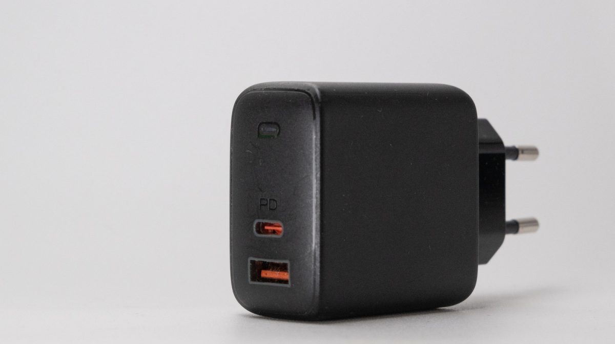 Τι σημαίνει όταν μια θύρα USB είναι πορτοκαλί;