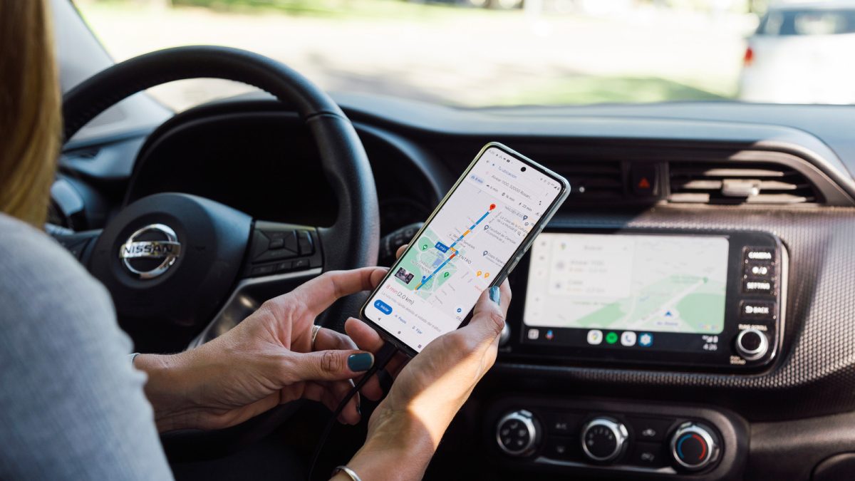 Οι Χάρτες Google θα εμφανίζουν τη διαθεσιμότητα του φορτιστή EV έγκαιρα για ταξίδια διακοπών