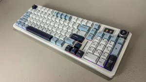 AULA S98: Μηχανικό πληκτρολόγιο RGB, με εναλλάξιμα πλήκτρα και σούπερ τιμή!