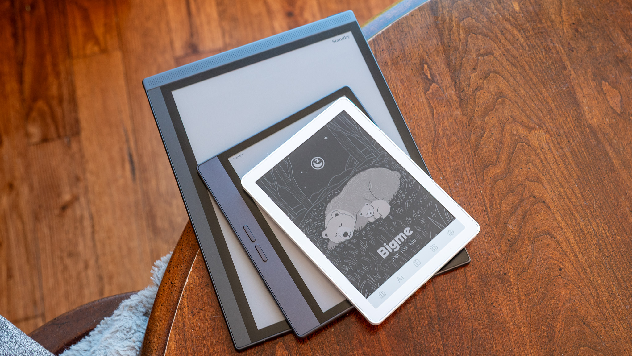 Συγκρίνοντας τα μεγέθη των Bigme B1051C, B7 και B6