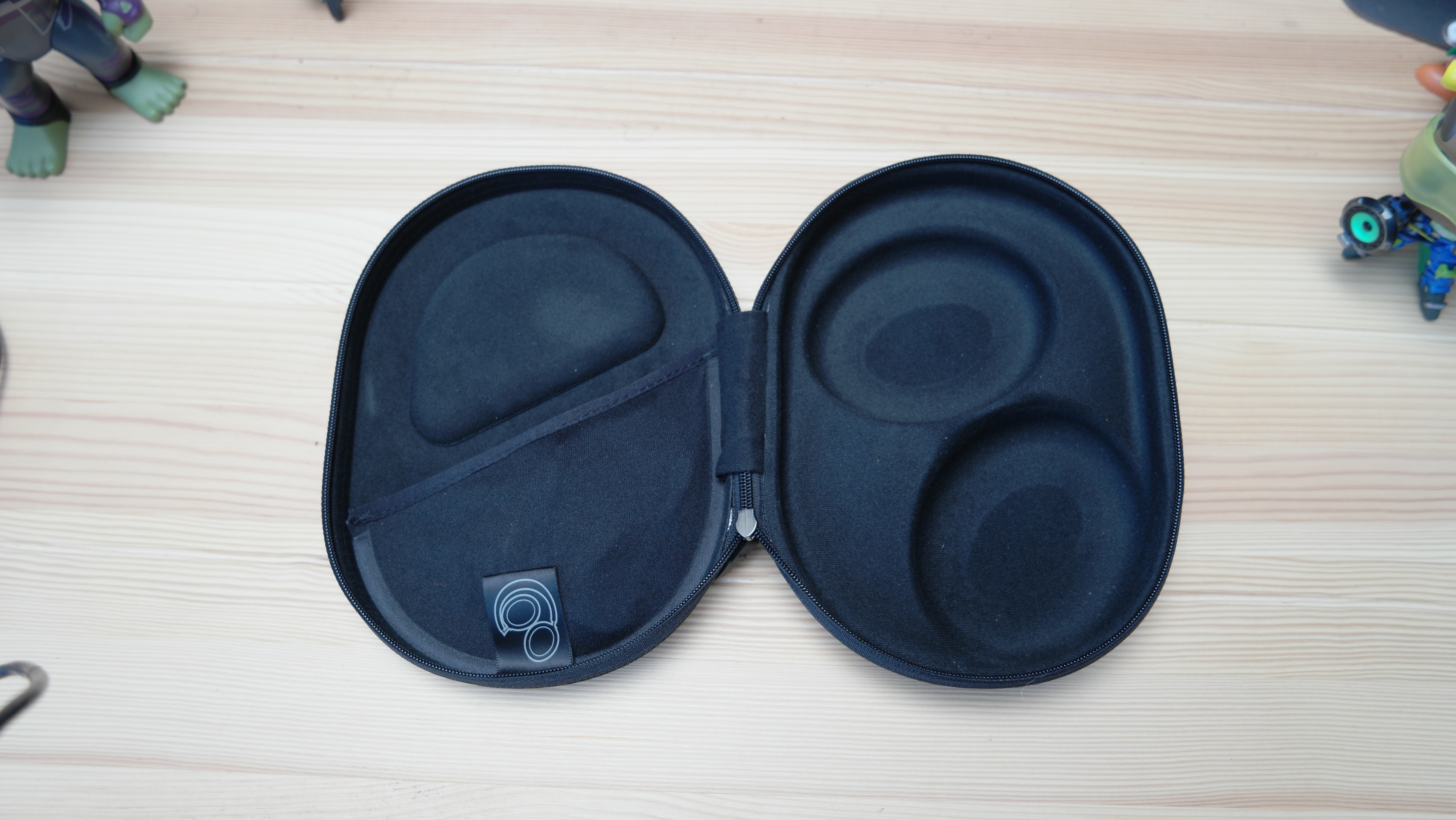 Bose QuietComfort Ultra Headphones (2nd Gen) case, open