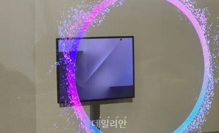 Η αναφορά λέει ότι το Galaxy Z Trifold της Samsung θα είναι απίστευτα αραιό, και αυτός είναι ο λόγος