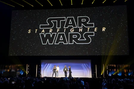 Η Disney ΠΡΟΤΙΝΕΙ στον Shawn Levy να ΕΠΑΝΑΣΧΕΔΙΑΣΕΙ το Star Wars: Starfighter με ΜΙΑ ΤΡΕΛΑ ΙΔΕΑ!