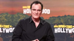 «Ο Tarantino αποκαλύπτει τις κορυφαίες ταινίες του 21ου αιώνα – Η 13η επιλογή του θα σας αφήσει άφωνους!» «Ο Tarantino αποκαλύπτει τις κορυφαίες ταινίες του 21ου αιώνα – Η 13η επιλογή του θα σας αφήσει άφωνους!»