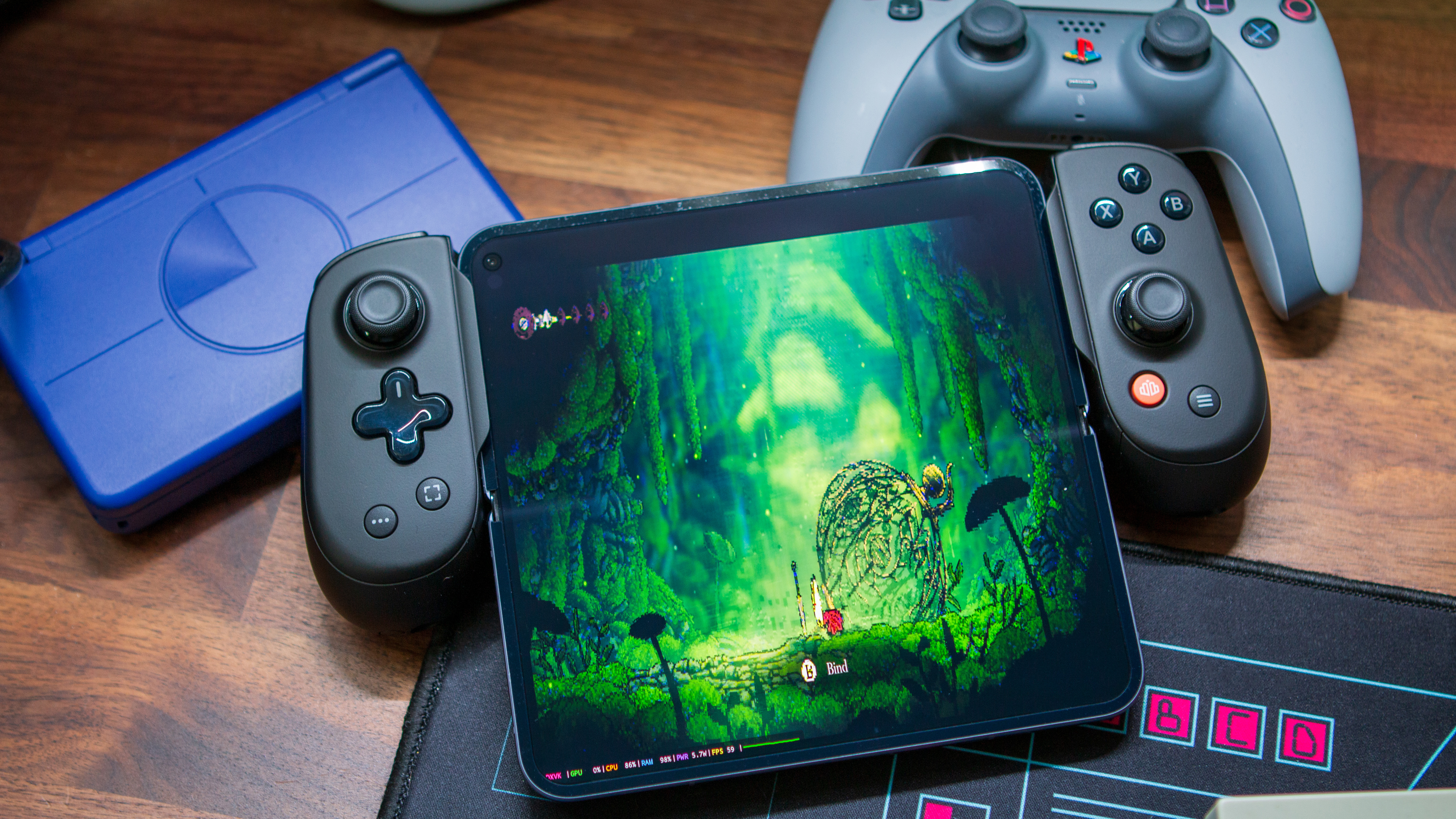 Hollow Knight: Silksong μέσω Winlator στο Google Pixel 10 Pro Fold