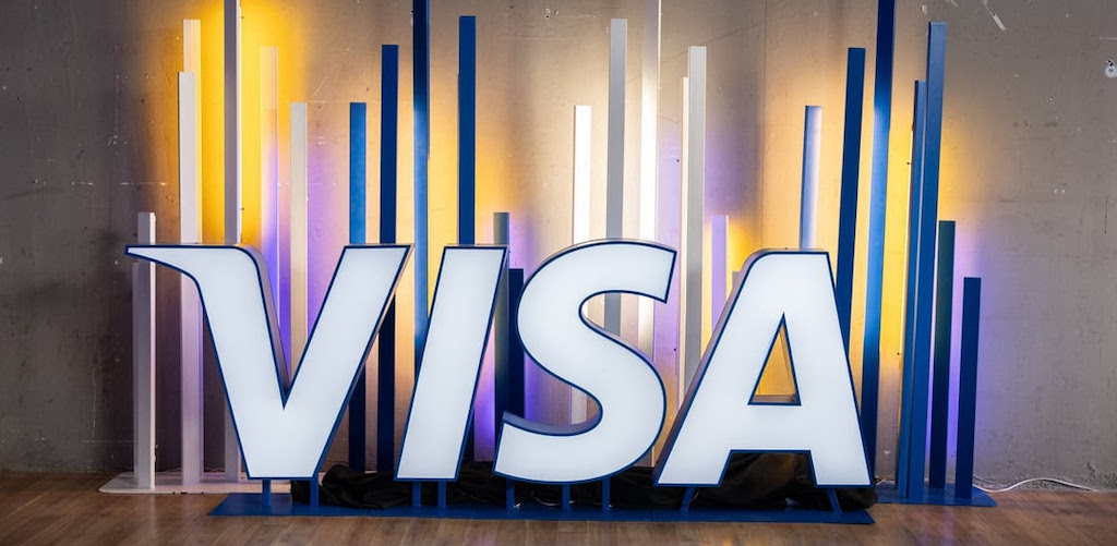 Ανακαλύψτε τις 5 Χρυσές Συμβουλές της Visa και της Εθνικής Αρχής Κυβερνοασφάλειας για Ασφαλείς Ηλεκτρονικές Αγορές! Μην αγοράσετε αν δεν τις διαβάσετε!