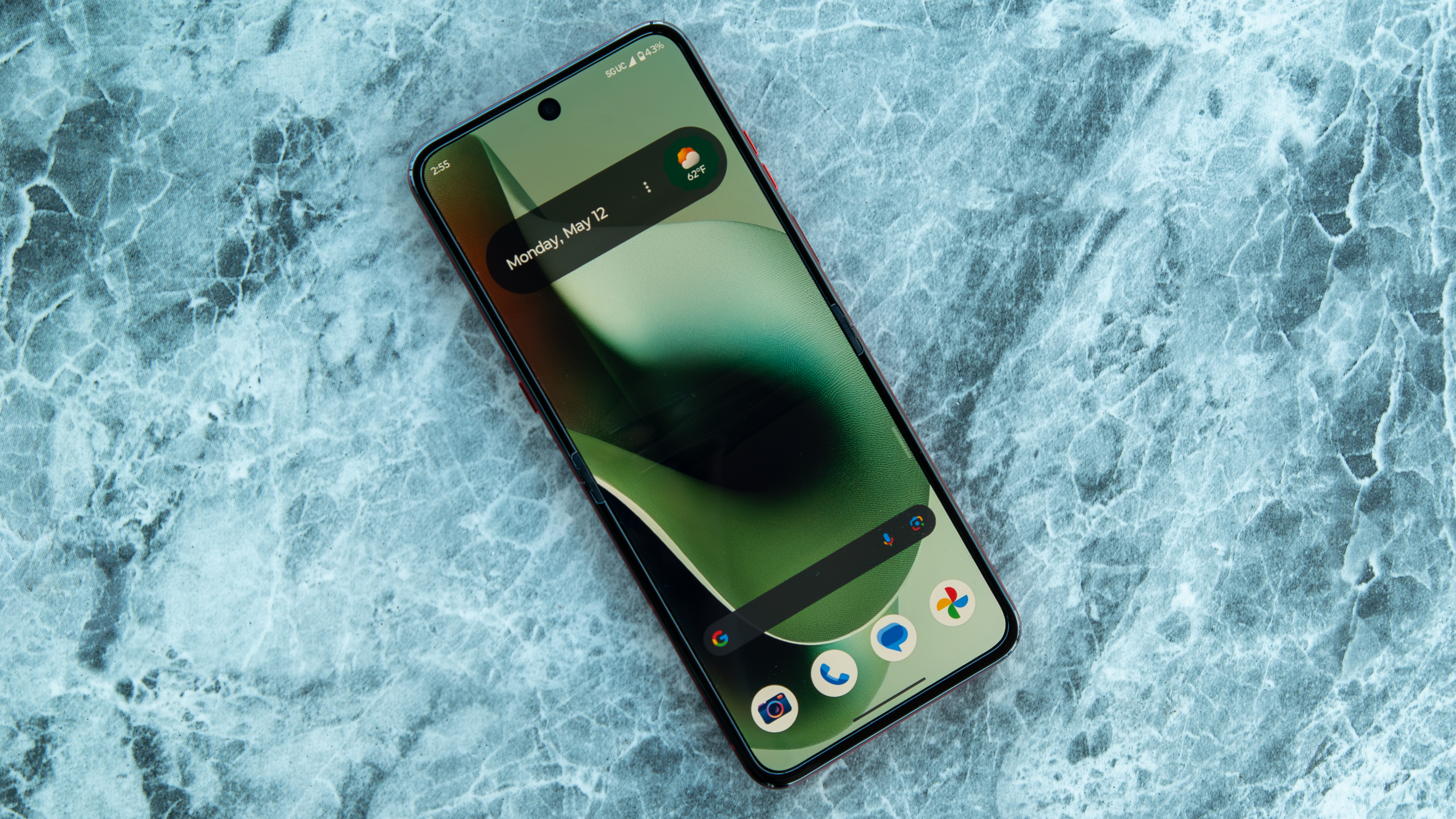 Η οθόνη Razr Ultra 2025