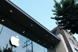Το Δικαστήριο επιβεβαιώνει ότι η Apple παραβίασε την εντολή ενώ επιτρέπει εξωτερικές προμήθειες Το Δικαστήριο επιβεβαιώνει ότι η Apple παραβίασε την εντολή ενώ επιτρέπει εξωτερικές προμήθειες
