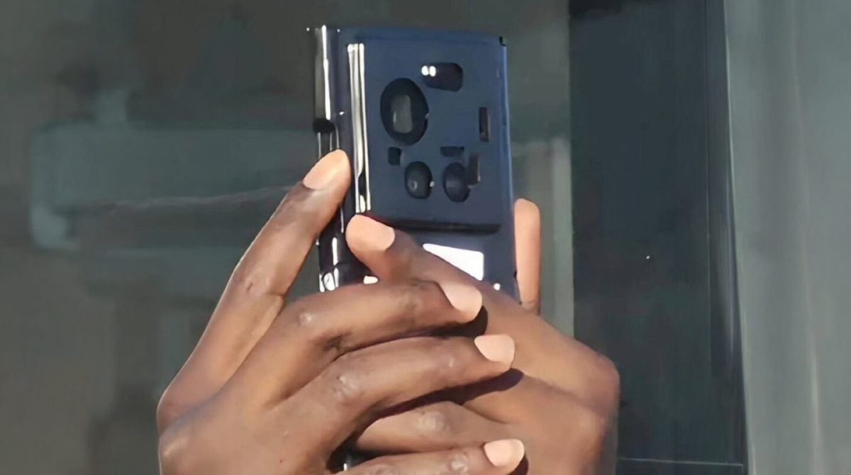 Οι κατασκοπευτικές φωτογραφίες του Xiaomi 17 Ultra αποκαλύπτουν τολμηρή νέα αλλαγή στο σχεδιασμό της κάμερας Οι κατασκοπευτικές φωτογραφίες του Xiaomi 17 Ultra αποκαλύπτουν τολμηρή νέα αλλαγή στο σχεδιασμό της κάμερας